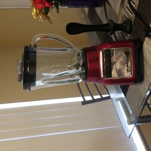 Hamilton Beach Kitchen Hamilton Beach Red Glass Blender Barely Used Holds Up To 6 Cups Or 48